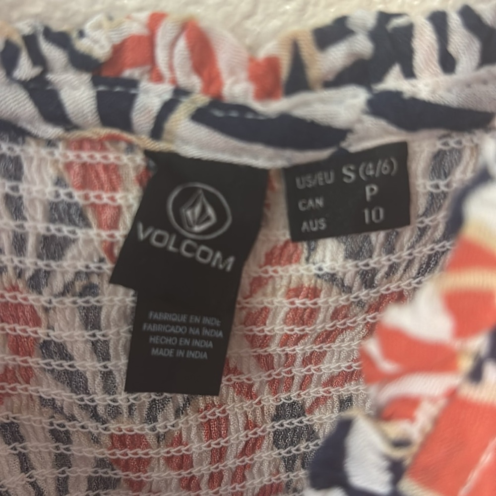 Volcom crop‎ top - Picture 5 of 5